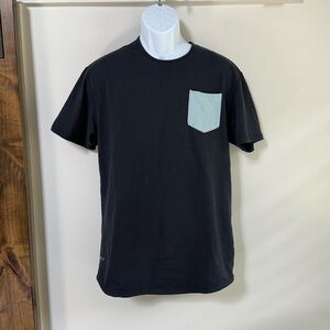 BYLT T-Shirt Men S Drop Cut Lux Pocket Performance Short Sleeve Curved Hem